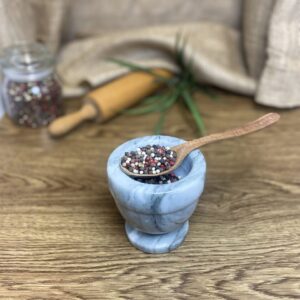 KETURIŲ PIPIRŲ mišinys žirneliais