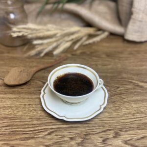 KIAULPIENIŲ ŠAKNŲ KAVA